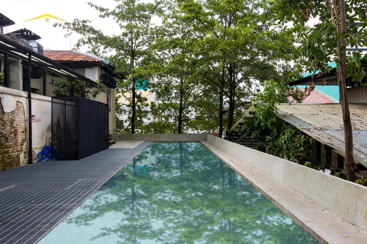 Belakang Kong Heng Ipoh Hotel 외부 사진