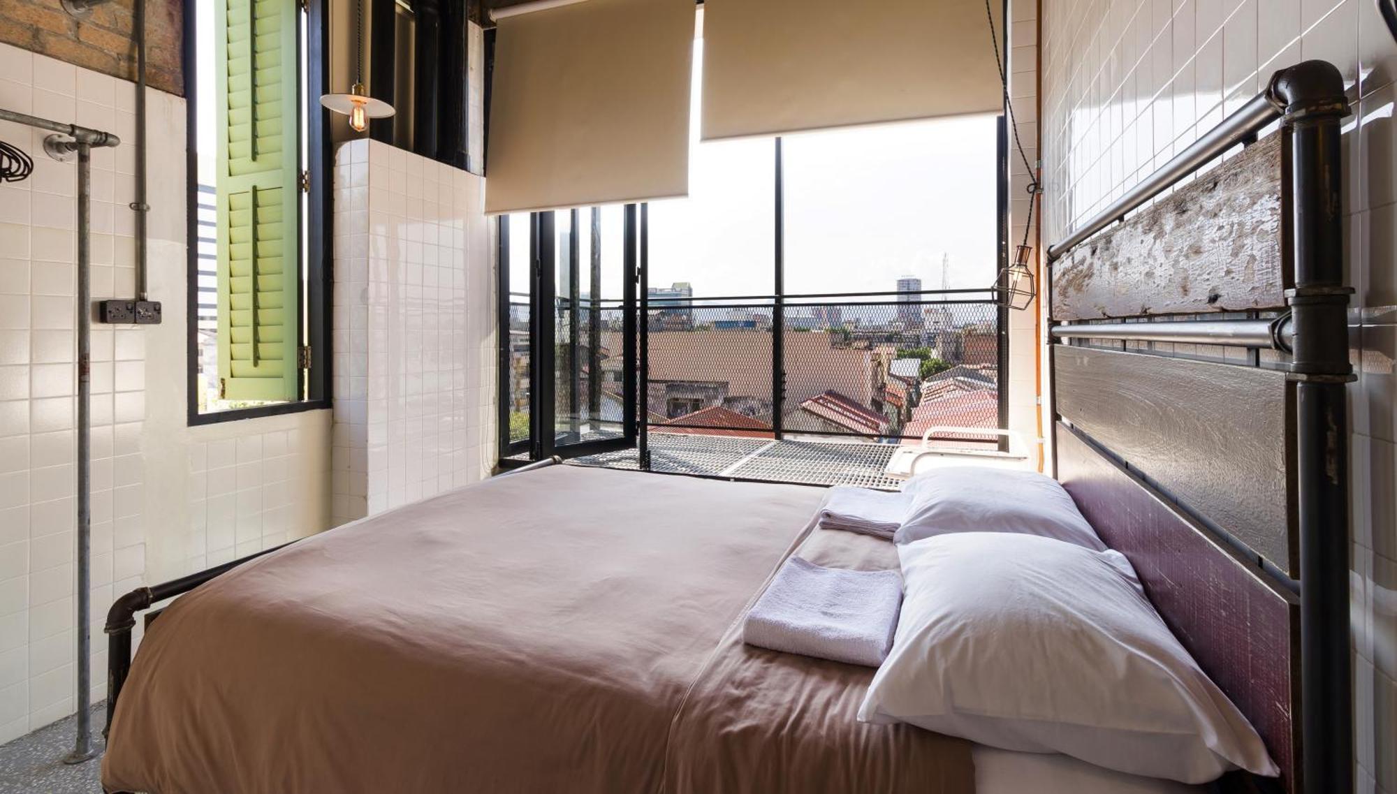 Belakang Kong Heng Ipoh Hotel 외부 사진